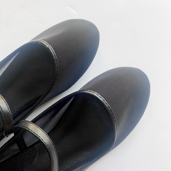 NIB (New in box) Black Mesh Mary Jane Flats - Picture 5 of 5
